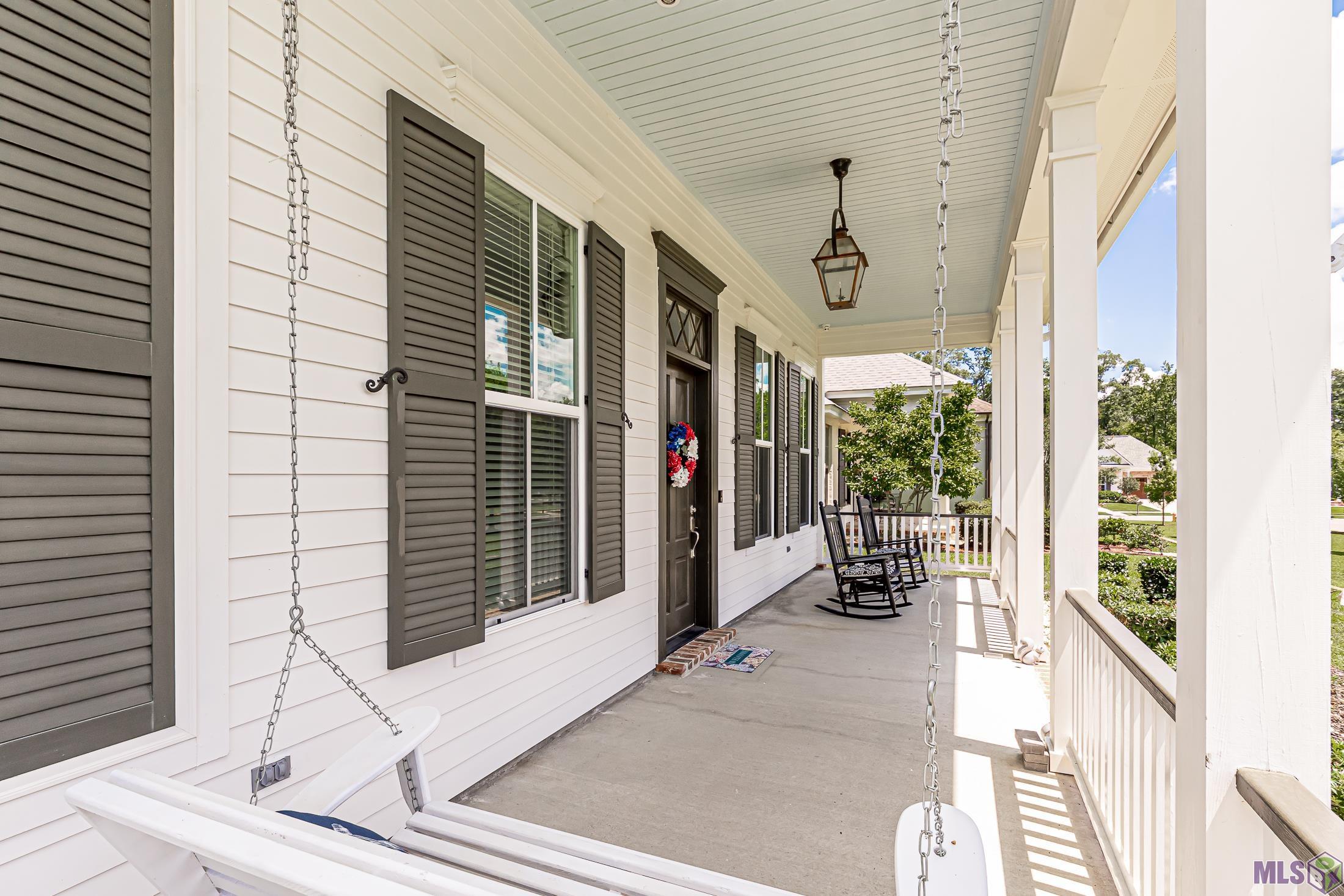 6324 Muir Street Baton Rouge, LA 70817 - Photo 3 of 22 Large Porch