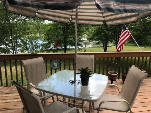 11385 East Royal Road Canadian Lakes, MI 49346 - Photo 3 of 24 22
