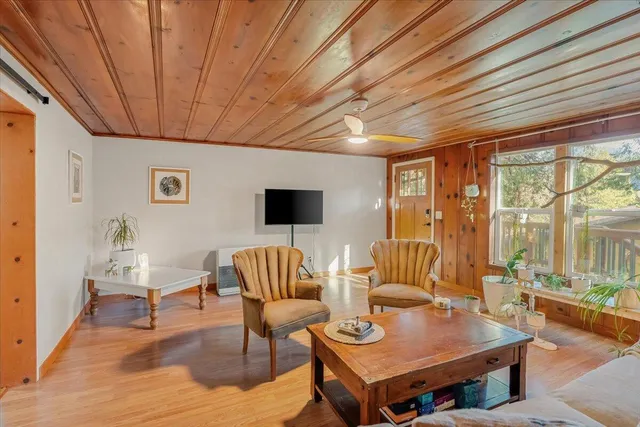 $425,000 | 30684 Crag View Drive, Dunsmuir, CA 96025