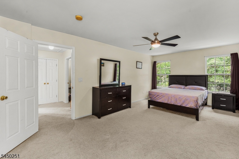 262 Retta Court Piscataway, NJ 08854 - Photo 16 of 38 Gallery Image 16