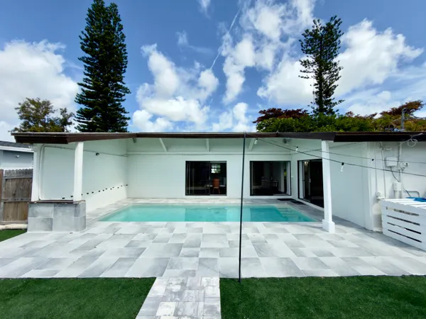 $2,700 | 210 Ocean Parkway, Boynton Beach, FL 33435