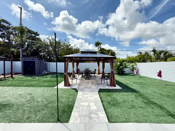 $2,700 | 210 Ocean Parkway, Boynton Beach, FL 33435