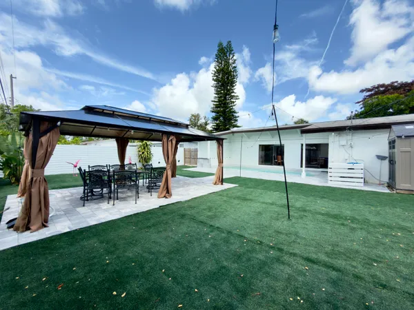 $2,700 | 210 Ocean Parkway, Boynton Beach, FL 33435