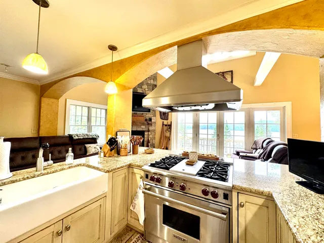 $799,000 | 19 Backiel Drive, Stewartstown, NH 03576