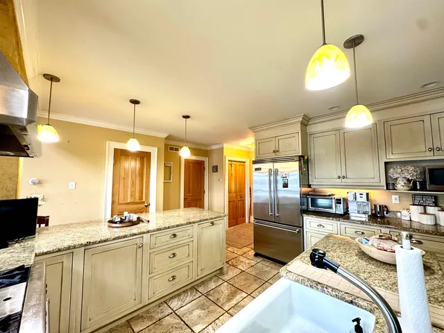 $799,000 | 19 Backiel Drive, Stewartstown, NH 03576