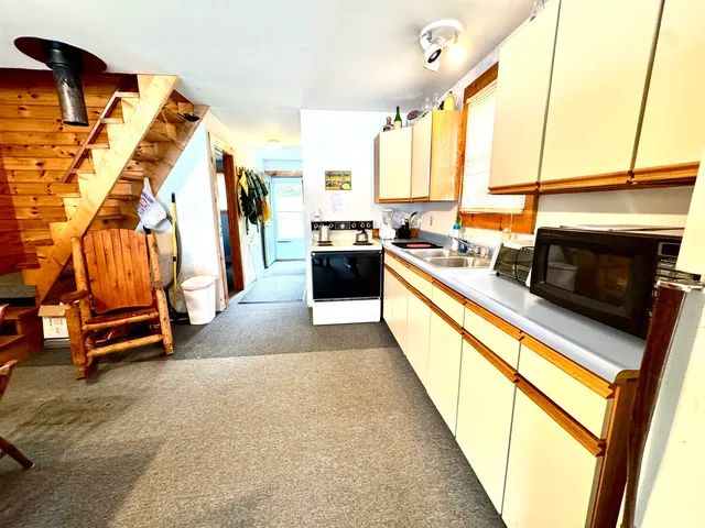 $799,000 | 19 Backiel Drive, Stewartstown, NH 03576