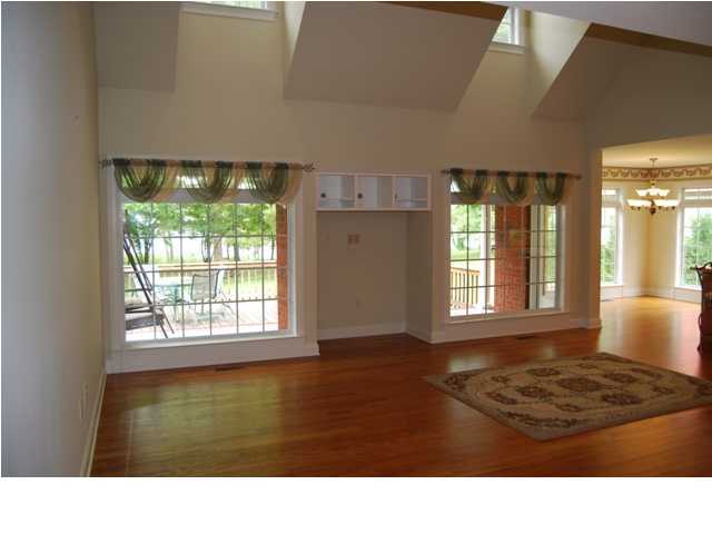 651 Lakehaven Circle Decatur, TN 37322 - Photo 3 of 11 Additional Photo