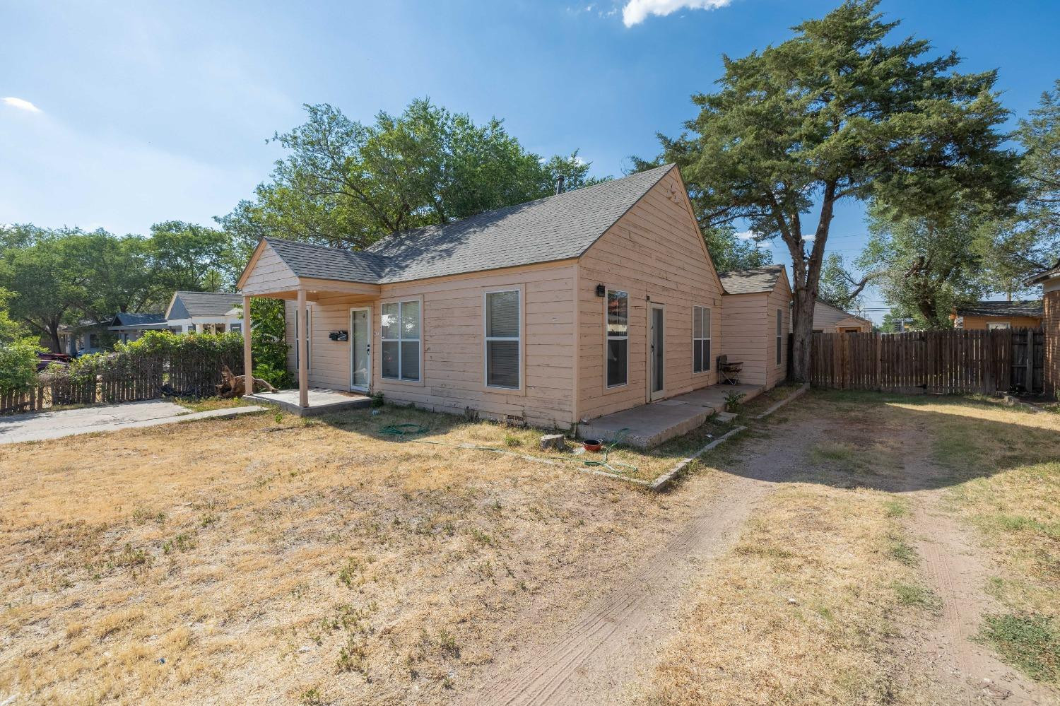 2114 20th Street Lubbock, TX 79411 - Photo 3 of 19 Photo 3