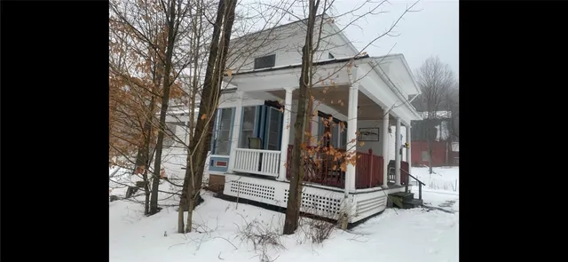 $159,900 | 42 Sunnyside Street, Friendship, NY 14739