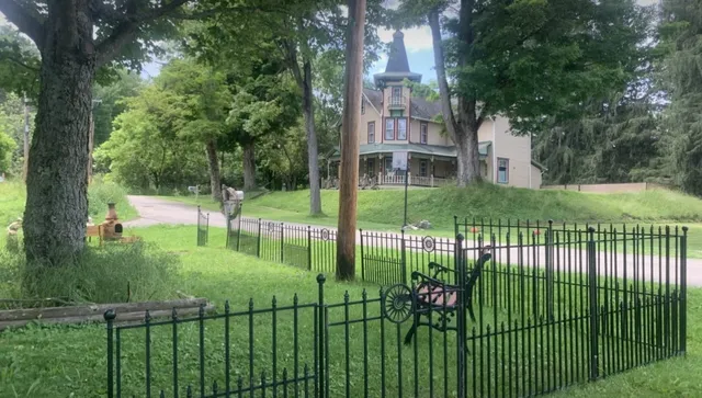 $159,900 | 42 Sunnyside Street, Friendship, NY 14739