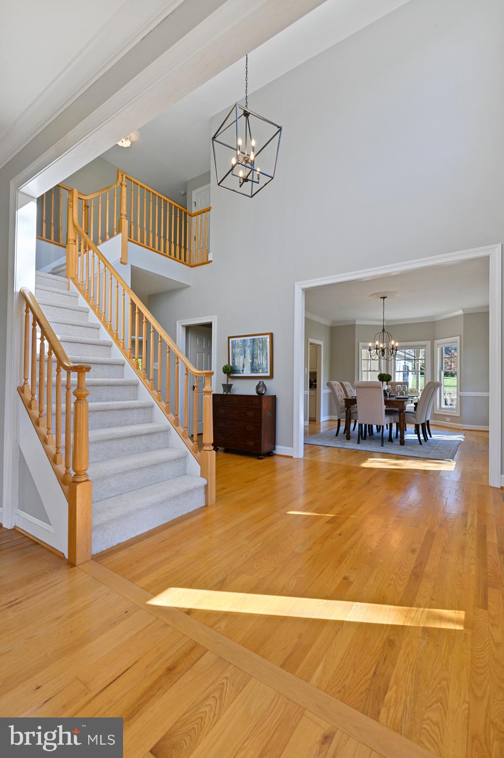 102 Eden Road Landenberg, PA 19350 - Photo 7 of 38 Main level - 2 Story Foyer