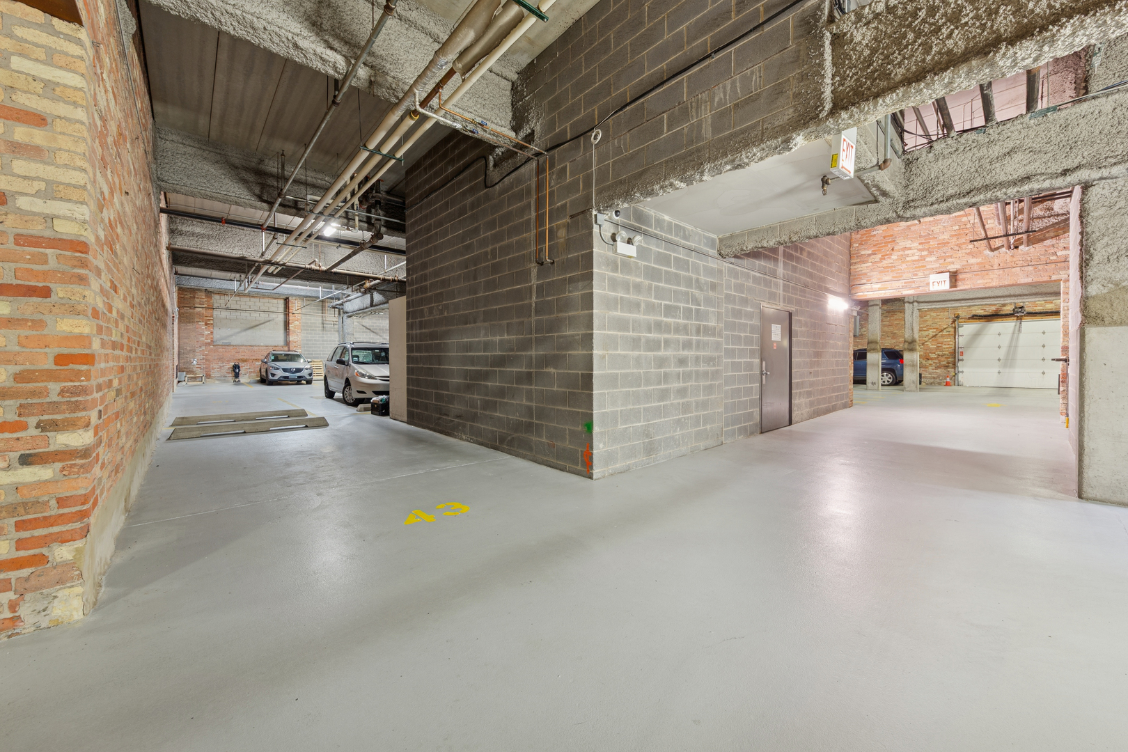 1631 South Michigan Avenue, Unit 410 Chicago, IL 60616 - Photo 20 of 20 a view of a bike garage with furniture