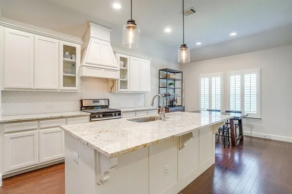$579,000 | 321 Bluestem Lane, Aledo, TX 76008