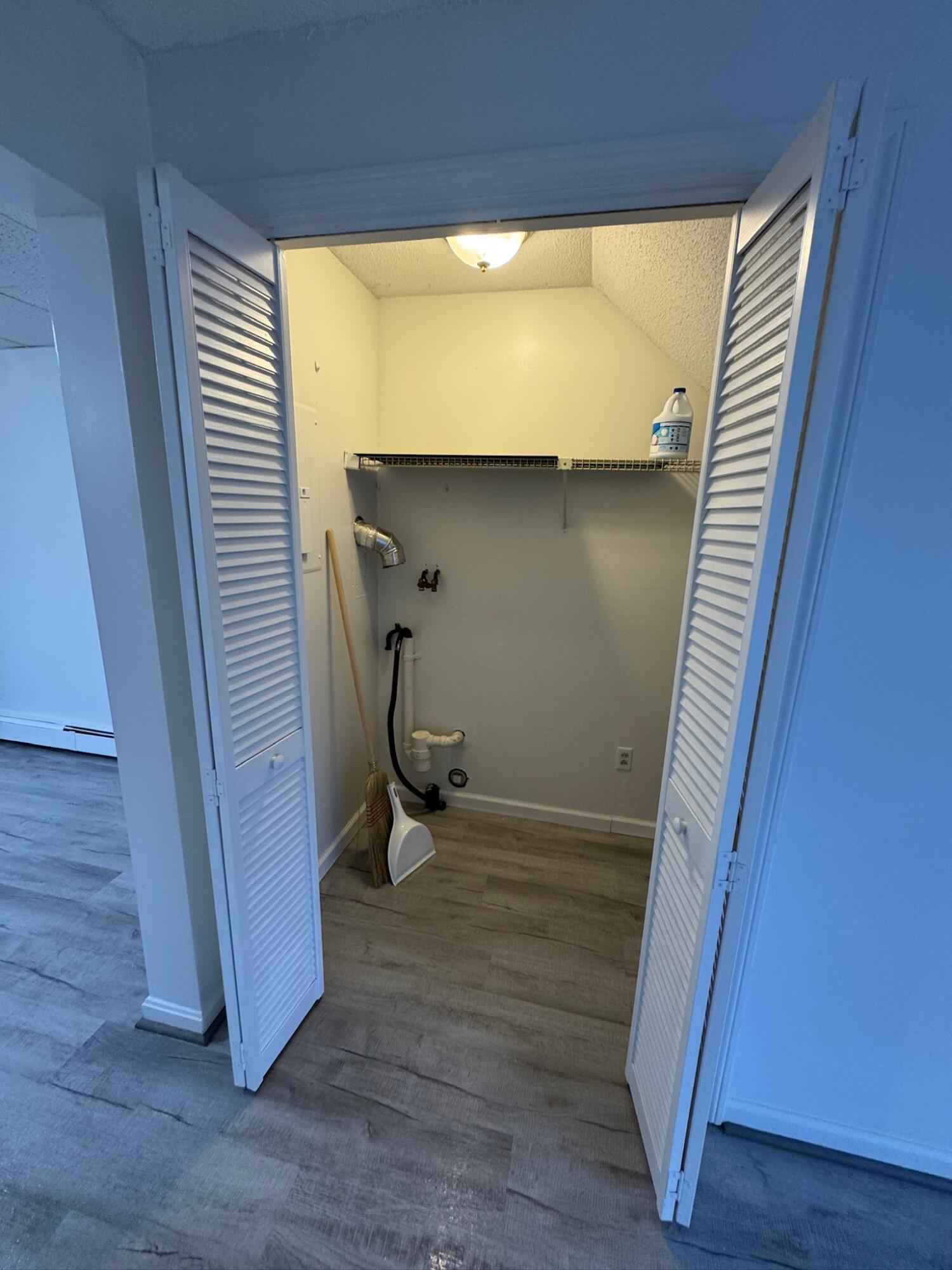 95 Court Street Bath, ME 04530 - Photo 8 of 26 Utility Closet