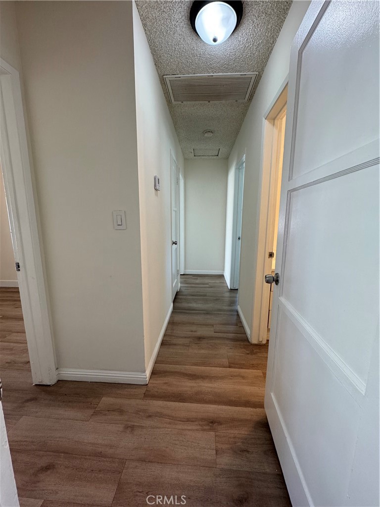 19427 Hart Street Reseda, CA 91335 - Photo 15 of 25