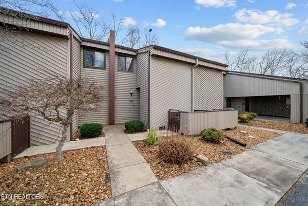 $257,500 | 112 Lakeshore Circle, Unit 111, Crossville, TN 38558