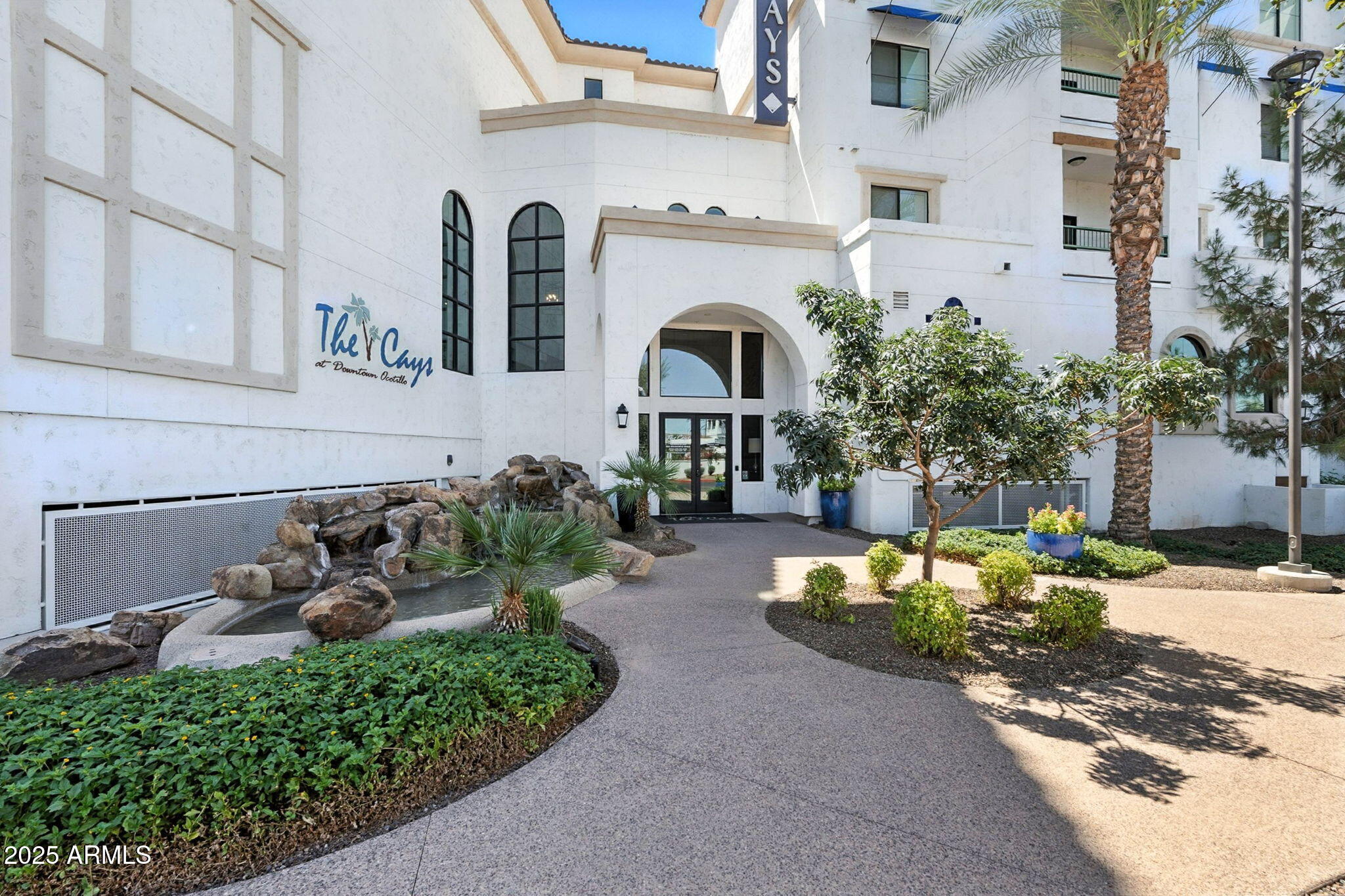 Front Entry to Cays Clubhouse