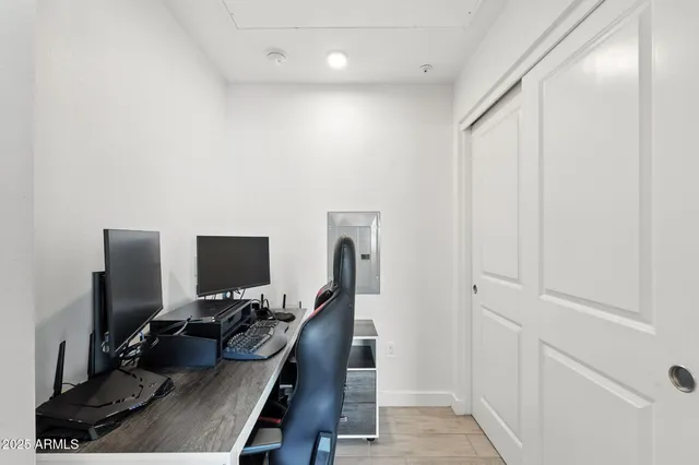 $369,950 | 2511 West Queen Creek Road, Unit 205, Chandler, AZ 85248