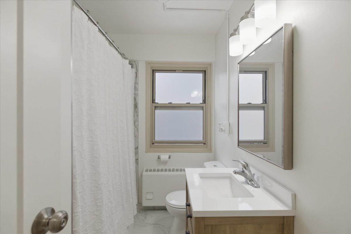 5630 North Sheridan Road, Unit S307 Chicago, IL 60660 - Photo 11 of 11