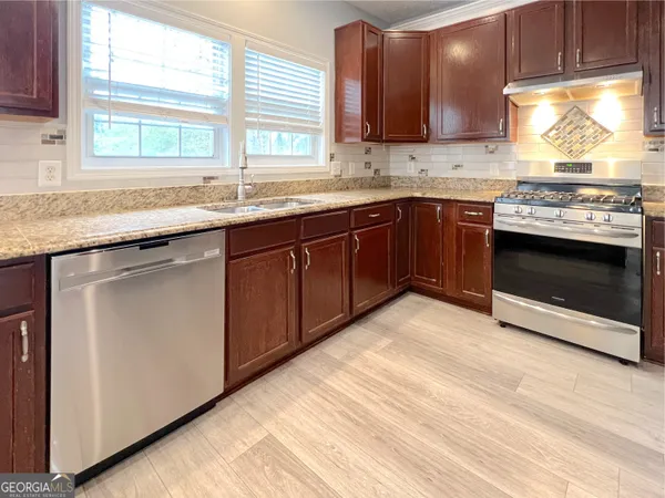 $2,599 | 1924 Riverlanding Circle, Lawrenceville, GA 30046