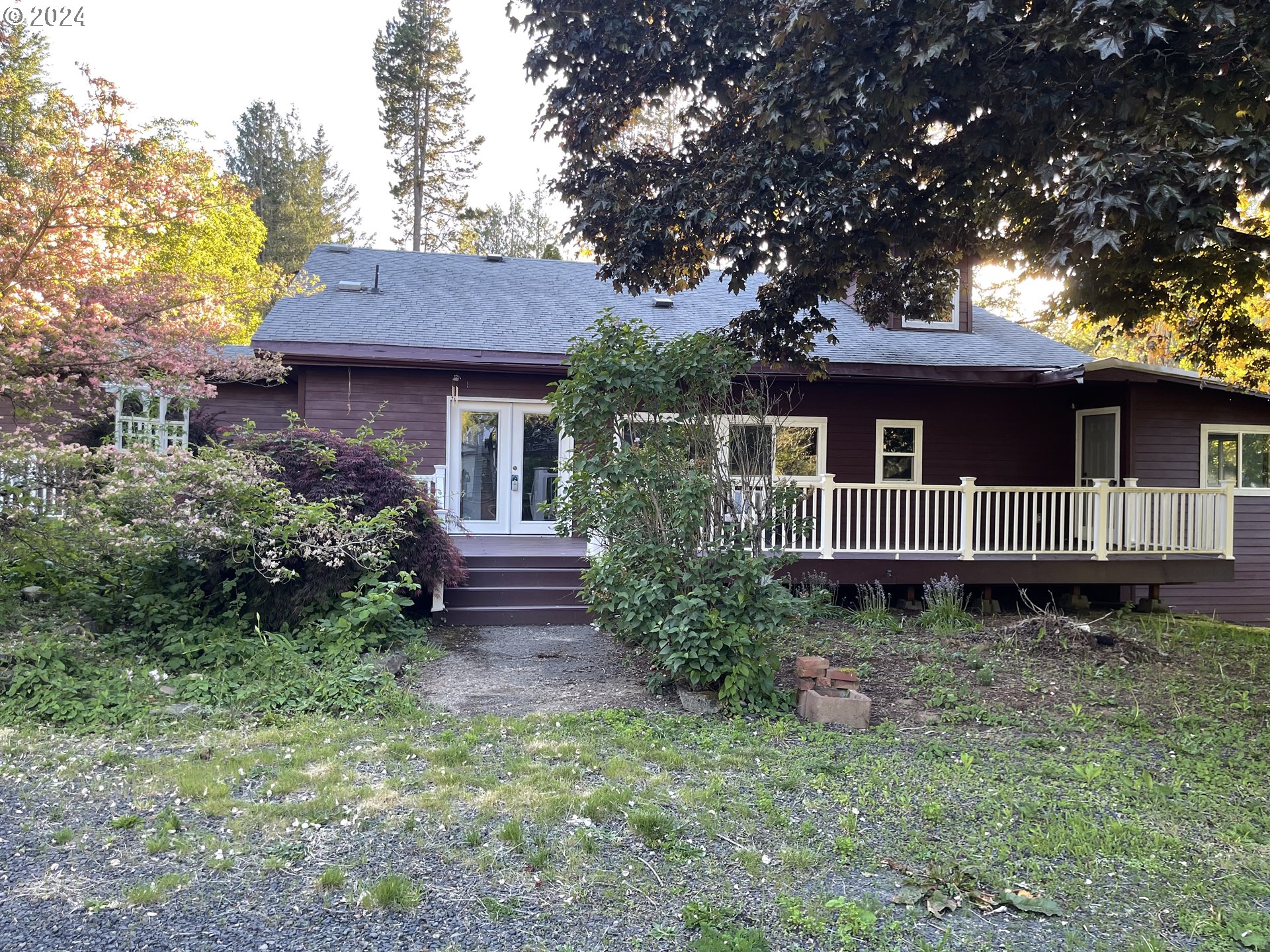 142 Little Road Stevenson, WA 98648 - Photo 2 of 37 Gallery Image 2