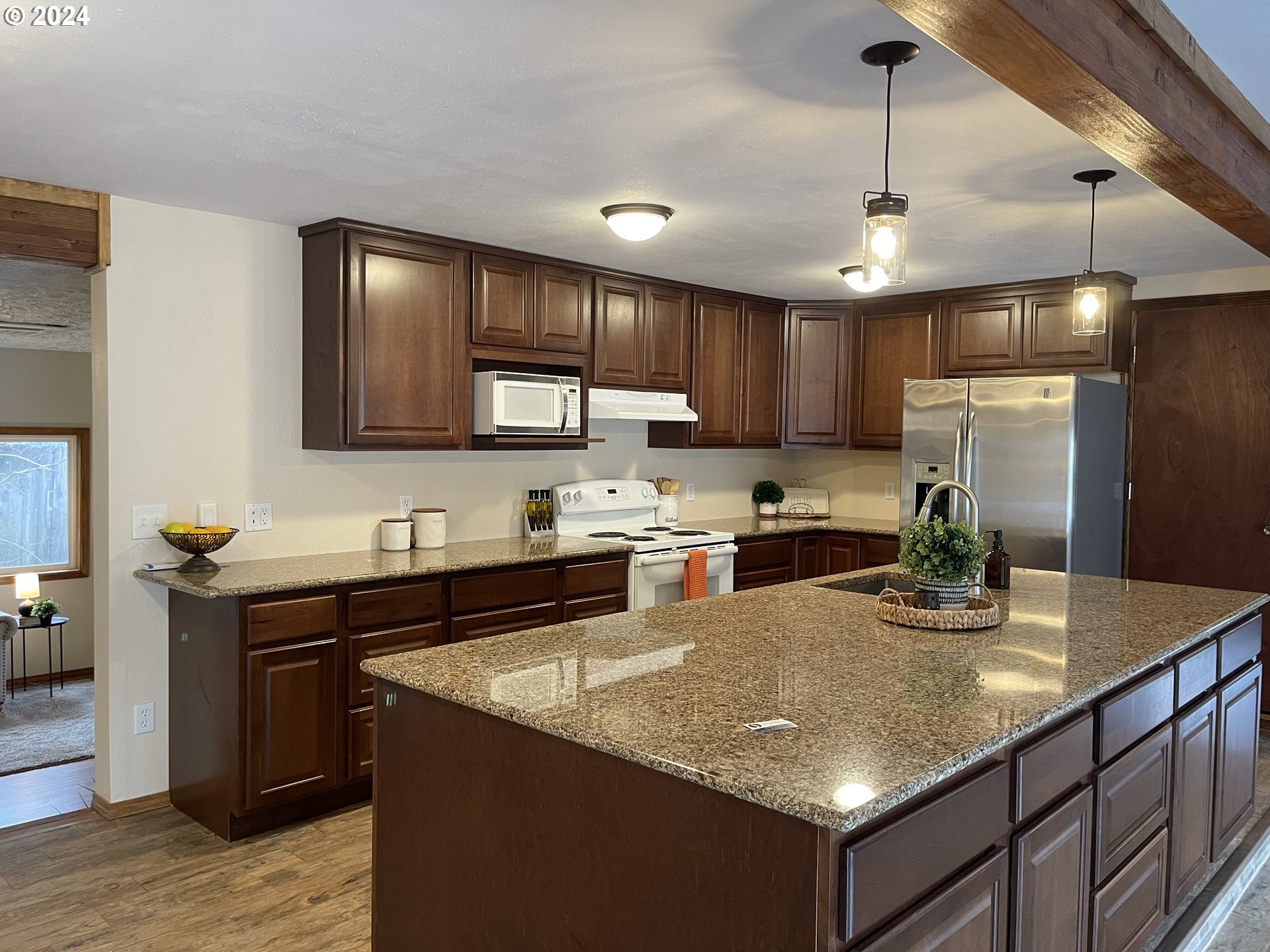 142 Little Road Stevenson, WA 98648 - Photo 8 of 37 Gallery Image 8