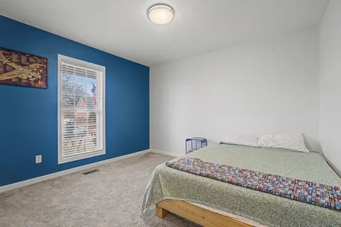 $400,000 | 160 Putter Point Drive, Gallatin, TN 37066