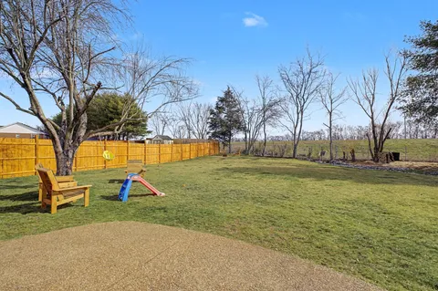 $400,000 | 160 Putter Point Drive, Gallatin, TN 37066