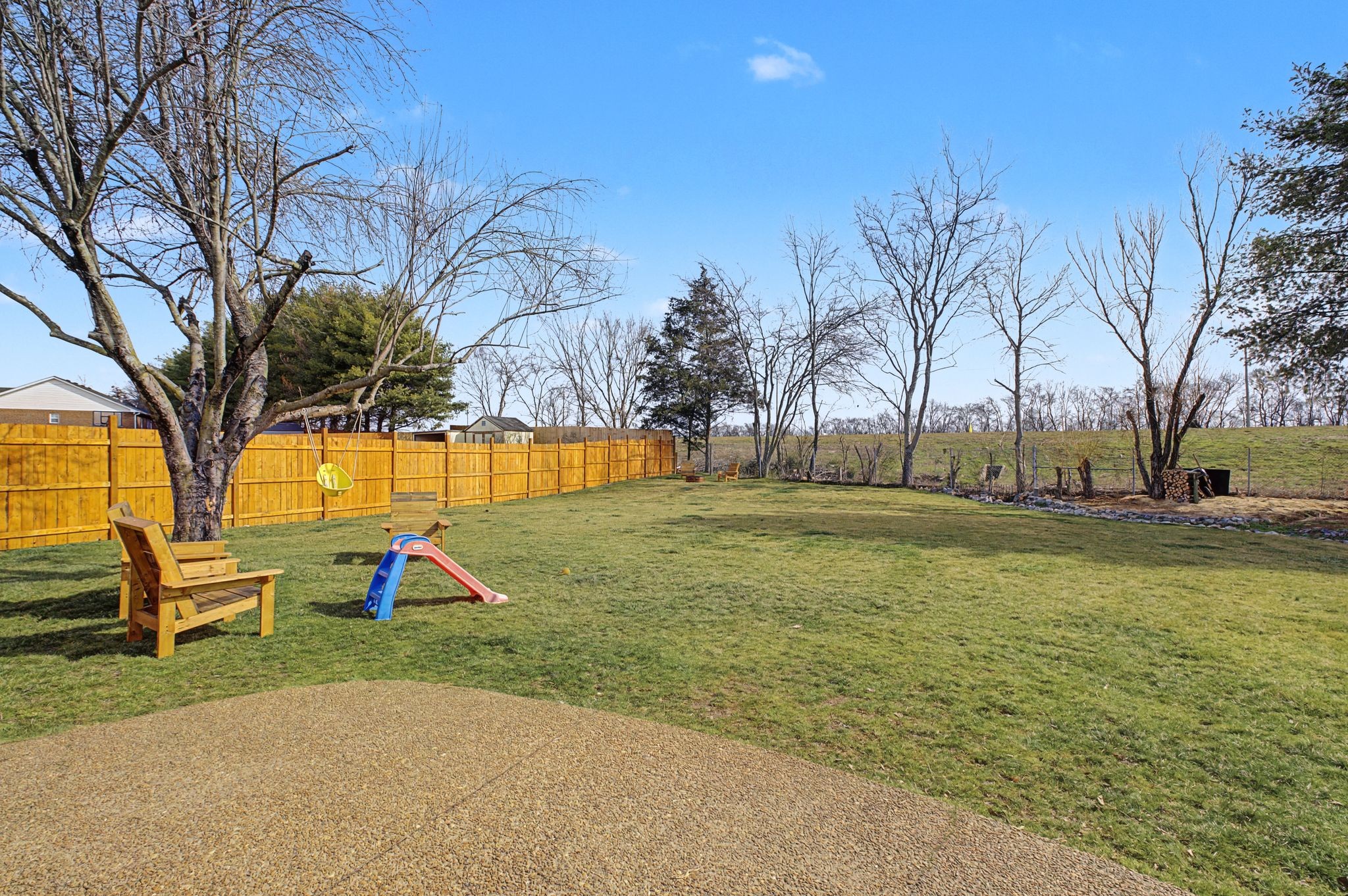 160 Putter Point Drive Gallatin, TN 37066 - Photo 29 of 35 a view of outdoor space with swimming pool