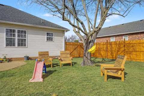 $400,000 | 160 Putter Point Drive, Gallatin, TN 37066