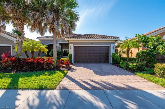 $699,000 | 13419 Silktail Drive, Naples, FL 34109