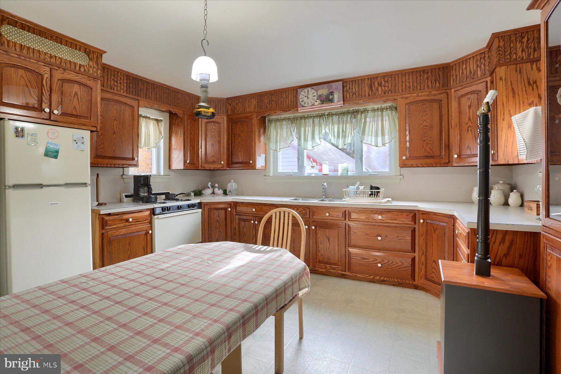 7504 Raccoon Valley Road Millerstown, PA 17062 - Photo 11 of 71