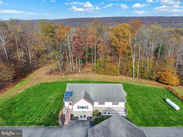 $200,000 | 7504 Raccoon Valley Road, Millerstown, PA 17062