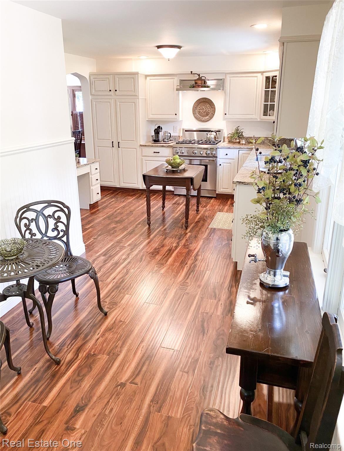 129 North Holcomb Road Clarkston, MI 48346 - Photo 15 of 33 14.jpg
