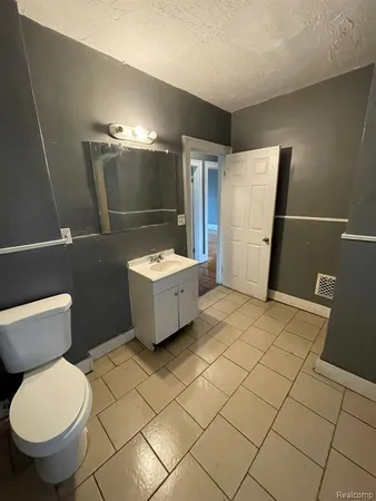 $79,000 | 5640 Underwood Avenue, Detroit, MI 48204