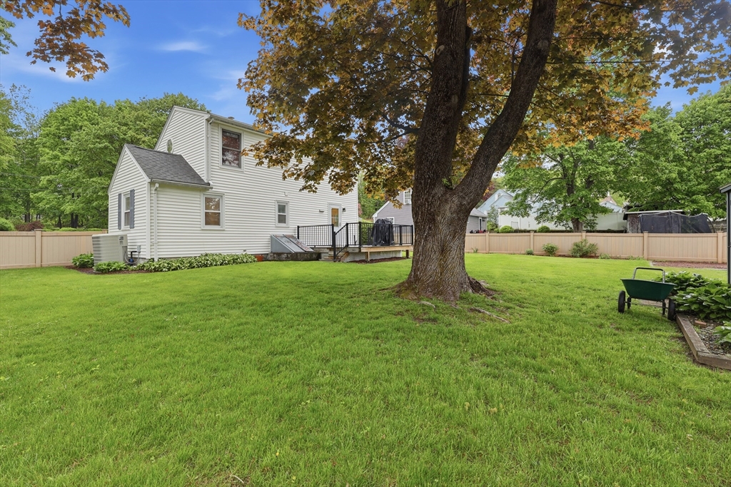 1 Brookhaven Road Worcester, MA 01606 - Photo 35 of 39