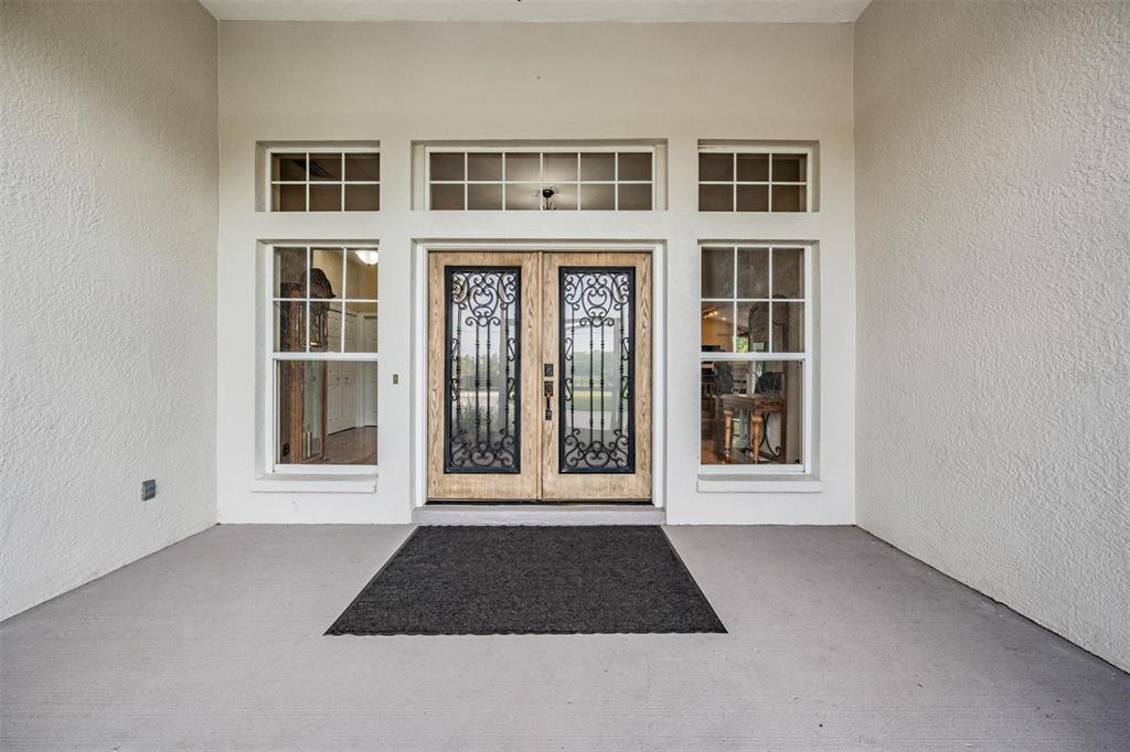 6411 Barton Road Plant City, FL 33565 - Photo 2 of 46 Gallery Image 2