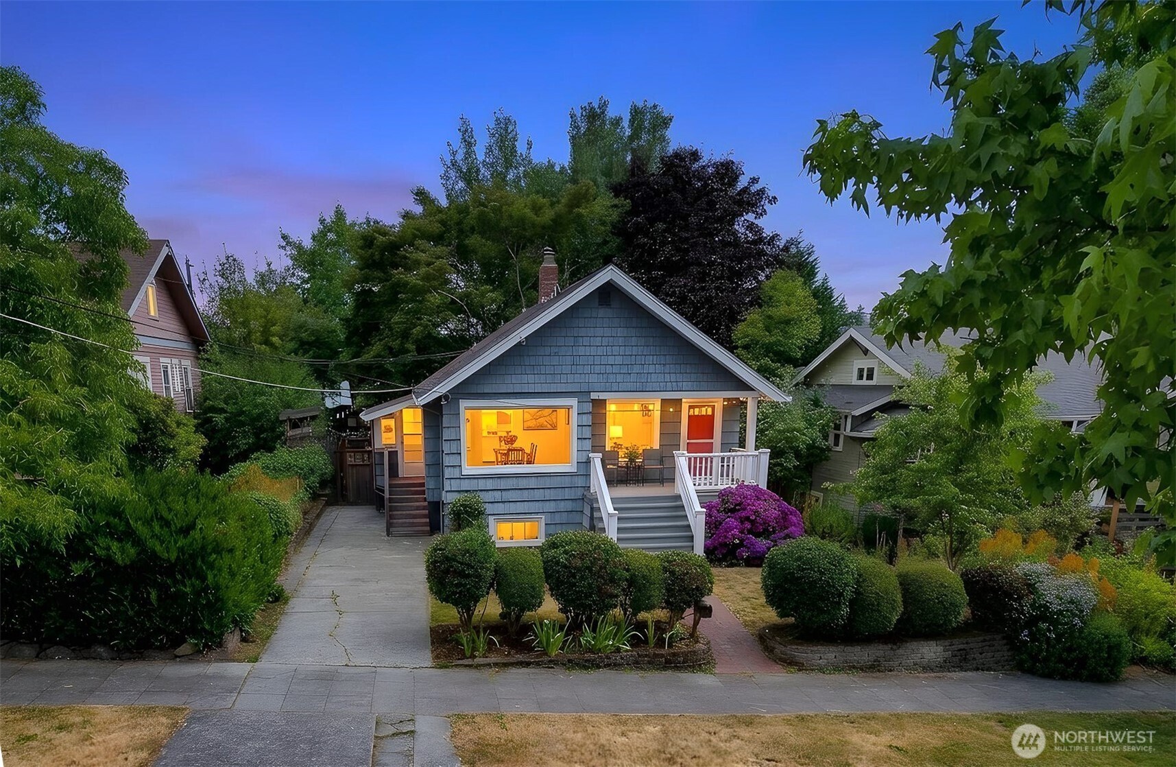 322 North 81st Street Seattle, WA 98103 - Photo 2 of 40