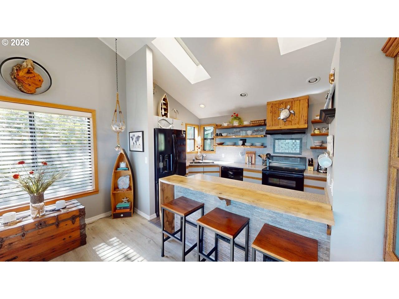27840 Thimbleberry Road Gold Beach, OR 97444 - Photo 12 of 43 Kitchen