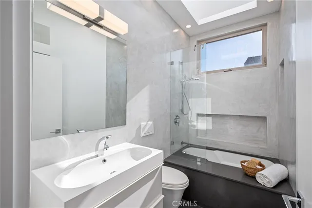 $1,700,000 | 726 West 37th Street, Unit 726728, San Pedro, CA 90731