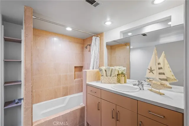 $1,700,000 | 726 West 37th Street, Unit 726728, San Pedro, CA 90731