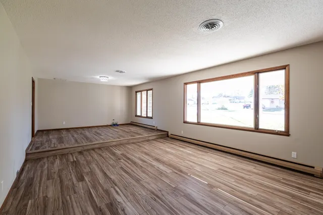 $399,900 | 147 4th Avenue Southeast, Spring Grove, MN 55974