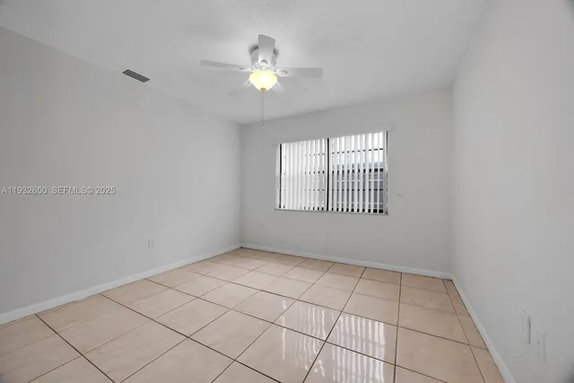 $4,100 | 9400 Southwest 120th Avenue, Miami, FL 33186