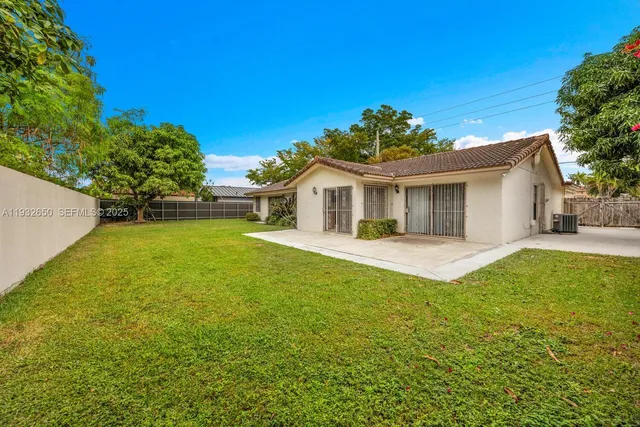 $4,100 | 9400 Southwest 120th Avenue, Miami, FL 33186
