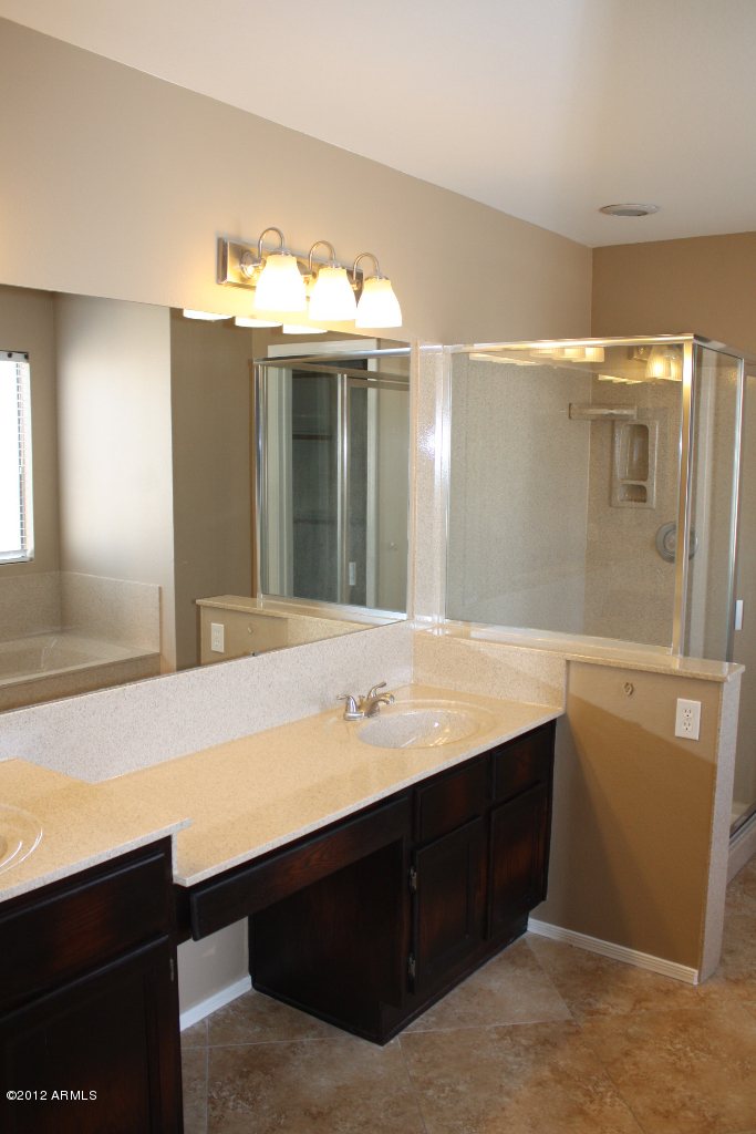 1220 East Mineral Road Gilbert, AZ 85234 - Photo 10 of 15 master bath