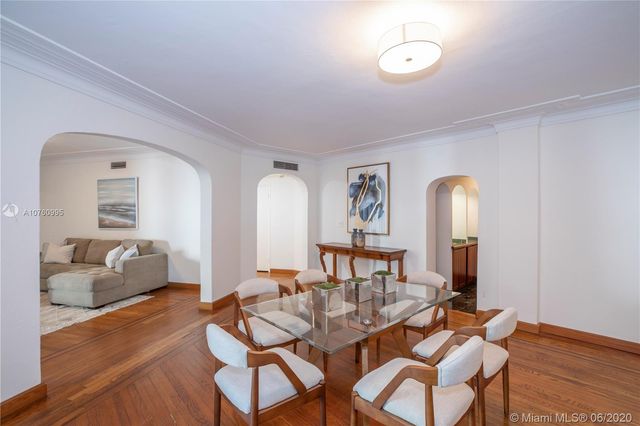 $1,300,000 | 6812 San Vicente Street, Coral Gables, FL 33146