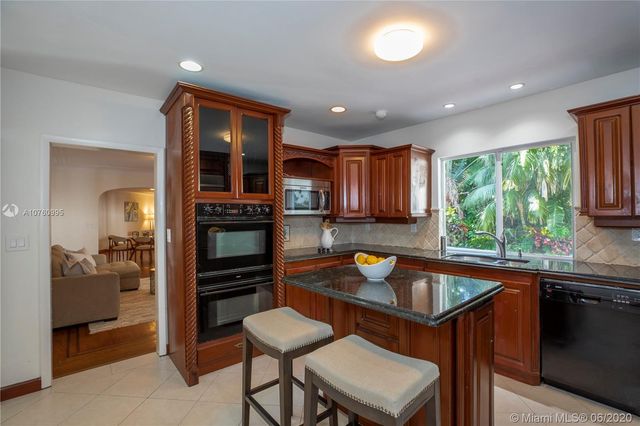 $1,300,000 | 6812 San Vicente Street, Coral Gables, FL 33146