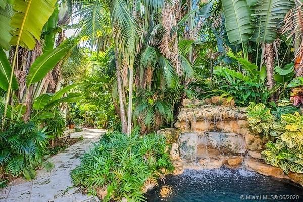 $1,300,000 | 6812 San Vicente Street, Coral Gables, FL 33146