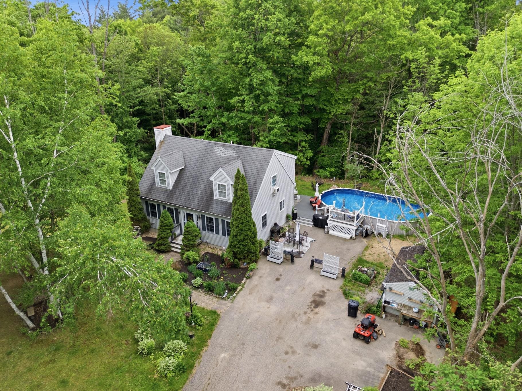 4 Norris Farm Road Raymond, NH 03077 - Photo 6 of 29