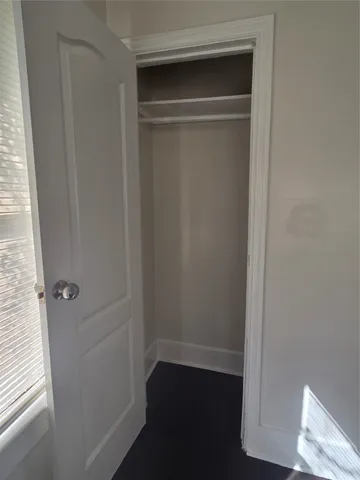 $875 | 114 Canton Street, Unit B 1/2, Houston, TX 77012